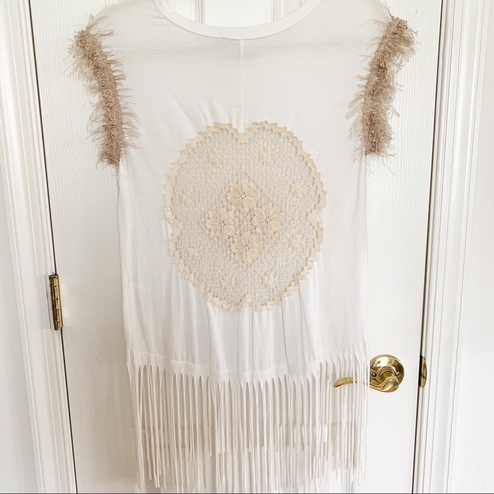Cream Fringe Trim Back Lace Medallion Tee Medium Coastal Cowgirl